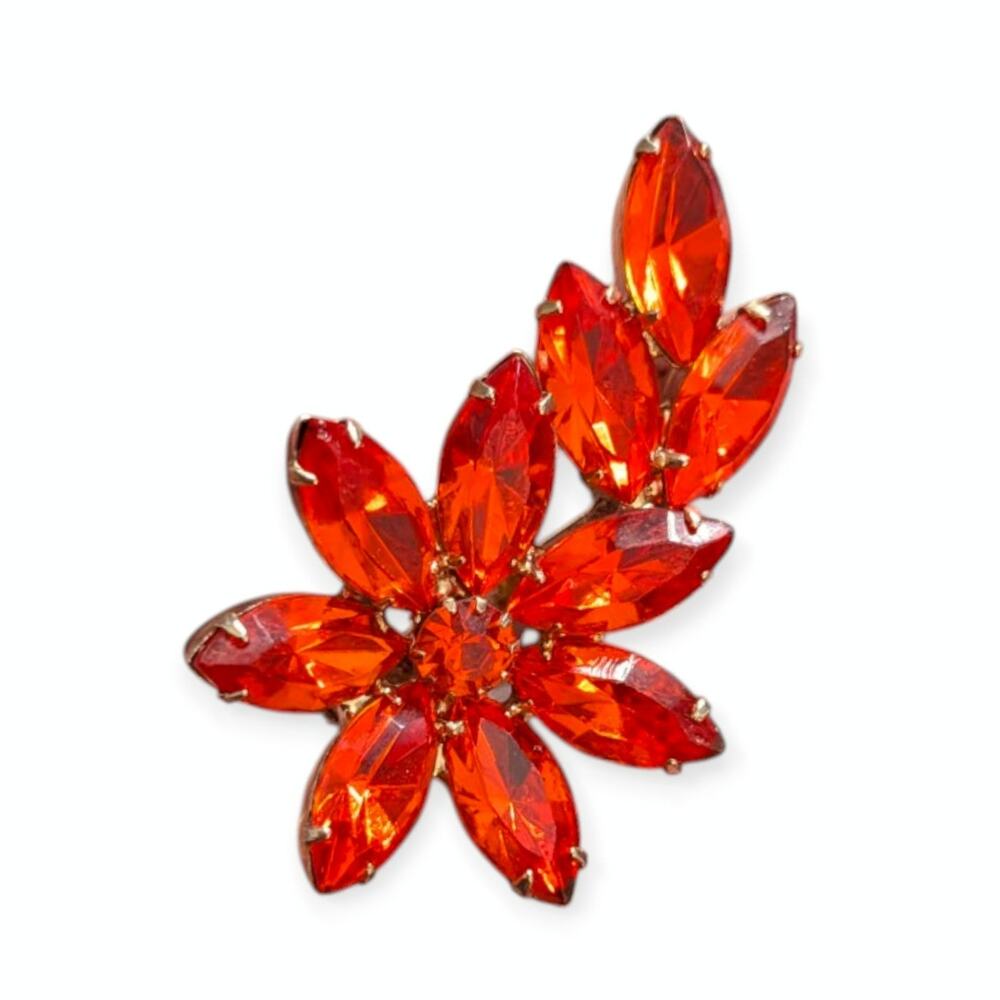 Vintage Red Orange Rhinestone Brooch Pin ~ Stunning color Fiery Shine